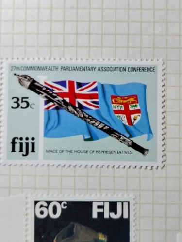 Fiji stamps mix of mint, CTO and used, hinged on a page #37 - Picture 5 of 8