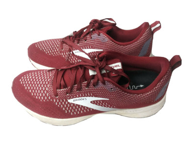 maroon brooks shoes