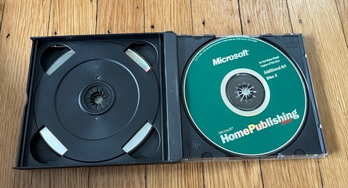 Home Publishing 2000 Microsoft Graphics Studio Hallmark Connections 3 Disks - Afbeelding 4 van 4