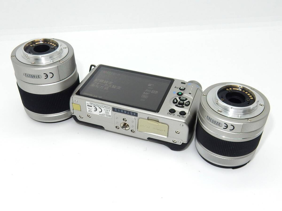 PENTAX Q10 digital Camera White w. 02 5-15mm 06 15-45mm Lens kit 