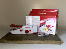 Singer Stitch Sew Quick Handheld Sewing Machine 01663 Cordless