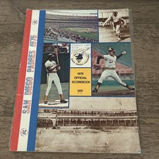 1976 OFFICIAL SAN DIEGO PADRES OFFICIAL SCOREBOOK Winfield Ray Kroc
