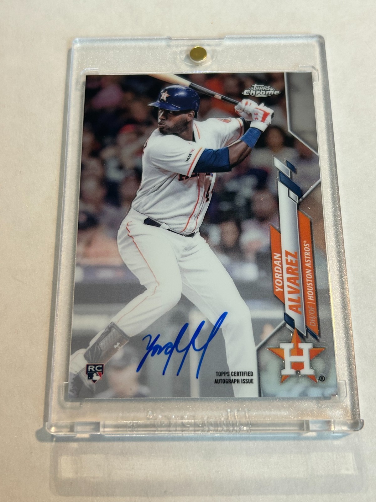 2020 TOPPS CHROME YORDAN ALVAREZ ON CARD ROOKIE AUTO ASTROS