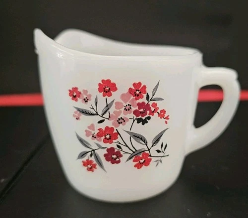 Vtg Anchor Hocking Fire King Primrose Creamer Milk Glass