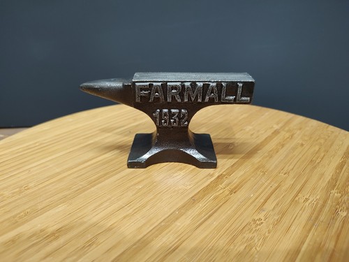 Farmall international 1932 Small Advertising Anvil