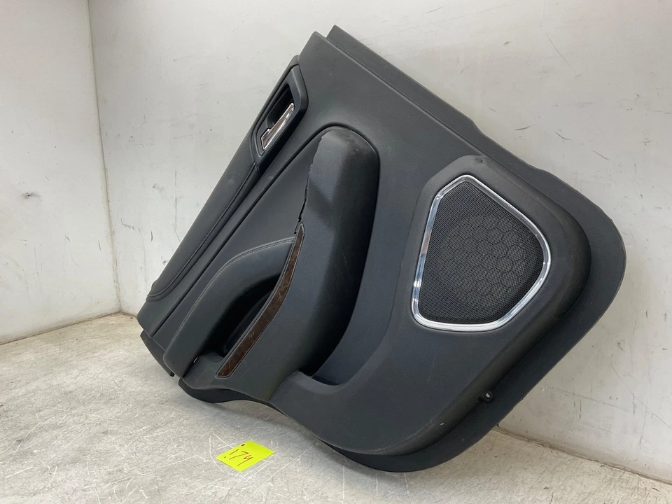 2015 2016 2017 2018 2019 2020 CHEVROLET TAHOE REAR LEFT DOOR PANEL OEM Foto 3 de 4