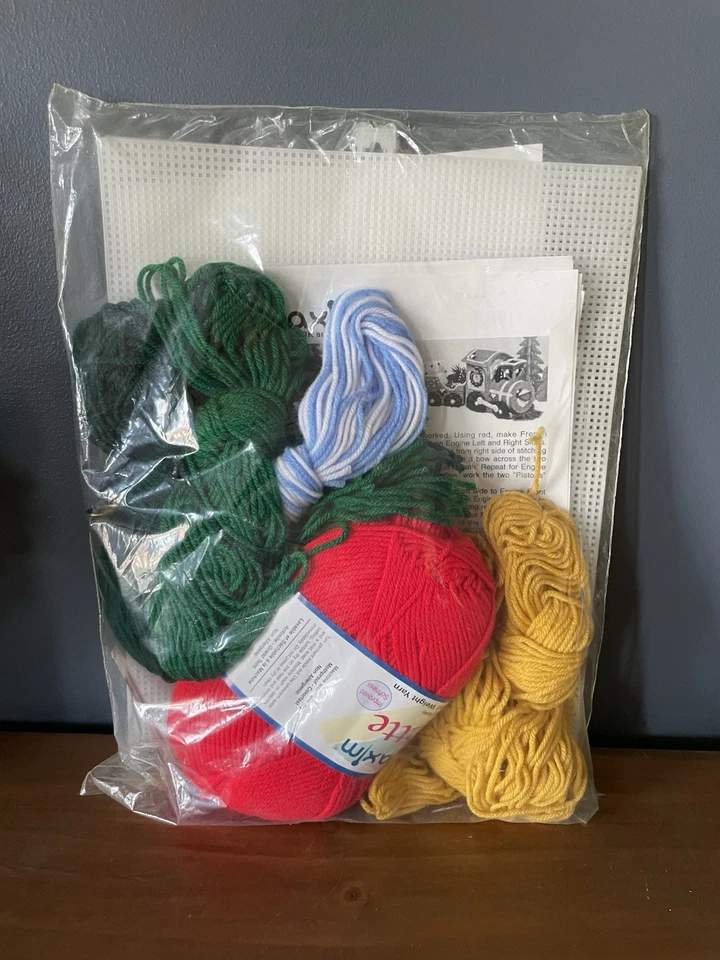 Mary Maxim 7249 Christmas Holiday Express Train Plastic Needlepoint Kit Vintage - Image 2 of 3