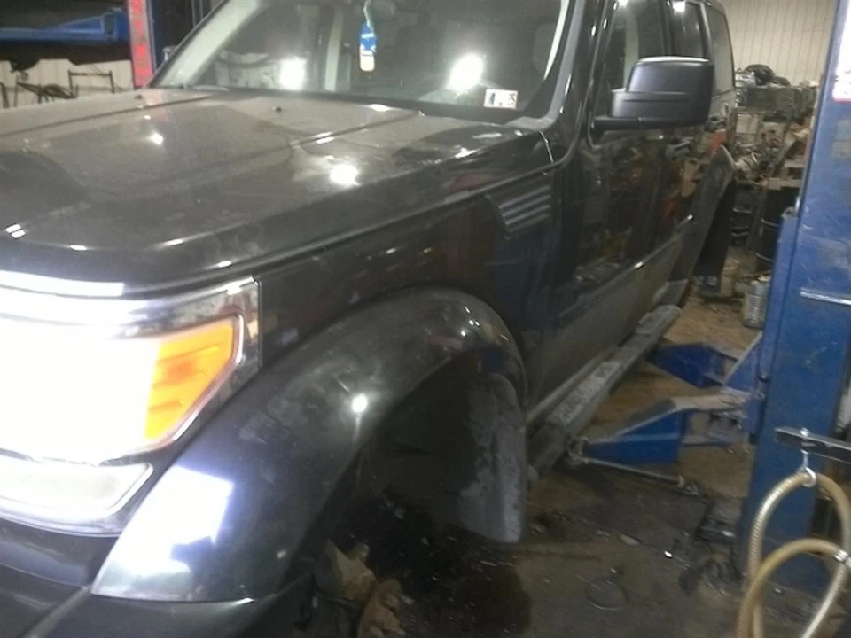 Parasol izquierdo conductor compatible con 07-11 NITRO 118389 Foto 3 de 4