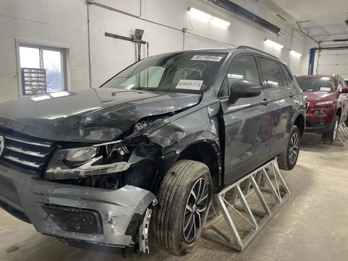 Chassis ECM Communication Dash Mounted Fits 21-23 TIGUAN 964743