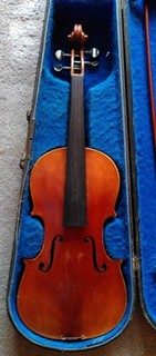 Vintage / Antique Full Size 4/4 violin JTL case & 2 bows spares & repairs