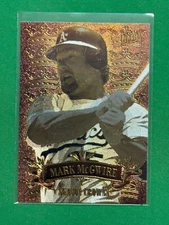 1997 Fleer Ultra Baseball Season Crowns #6 Mark McGwire