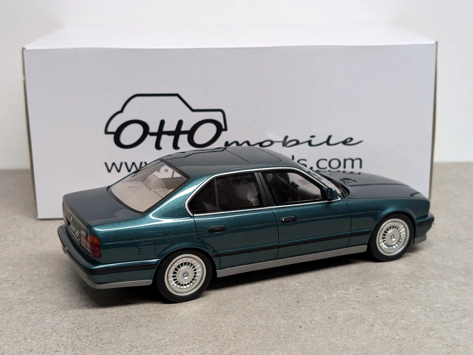 1:18 Otto Mobile BMW M5 E34 Cecotto OT968 NUEVO - Imagen 3 de 4