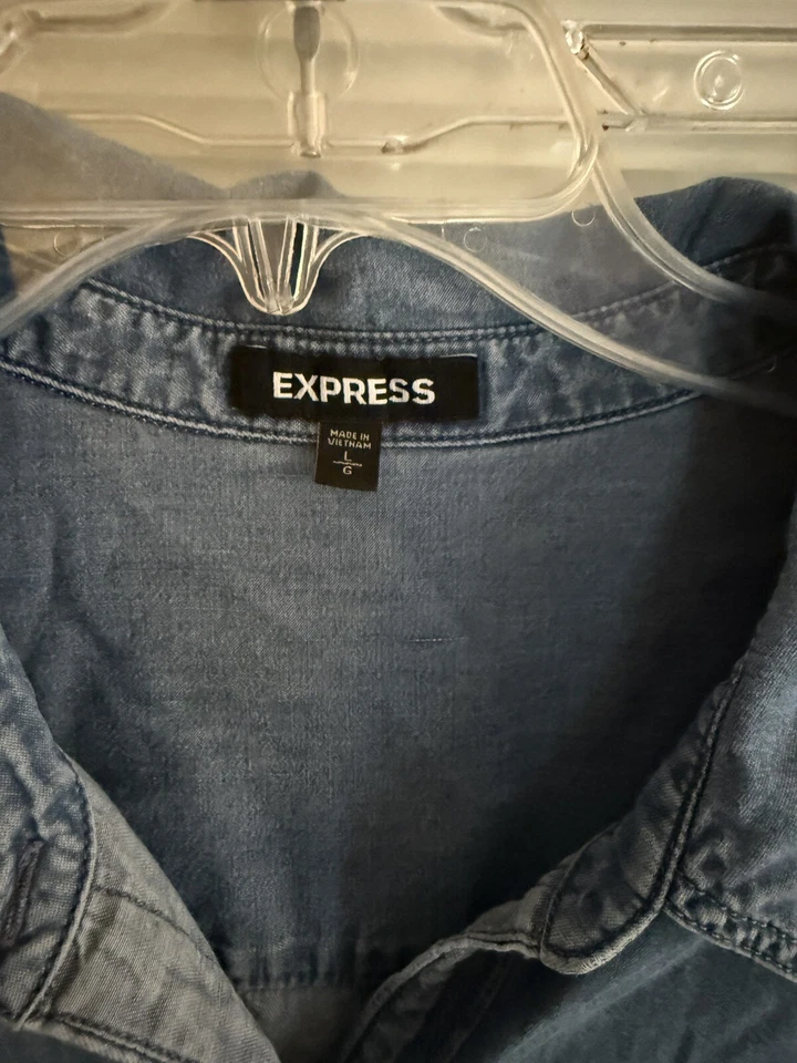 Vestido Express Denim Manga Larga Botón Frontal Corbata Cintura Rodilla Talla L Apenas Usado Foto 2 de 4