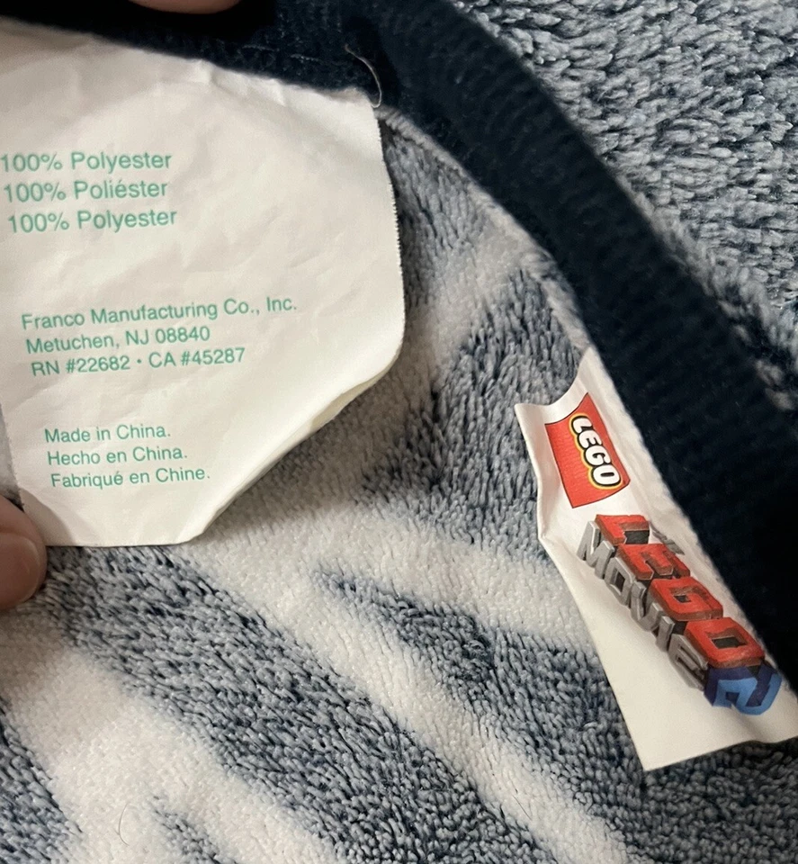 The Lego Movie 2 GLOW IN THE DARK Plush Throw 46" x 60" Glowing Blanket - Image 2 of 4