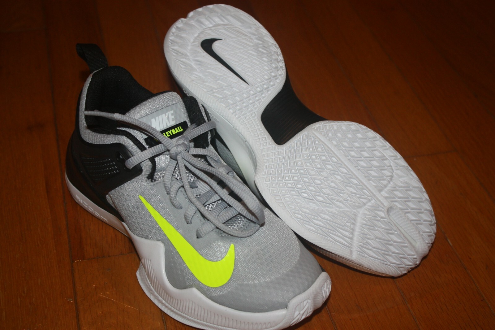 womens hyperace volleyball shoes