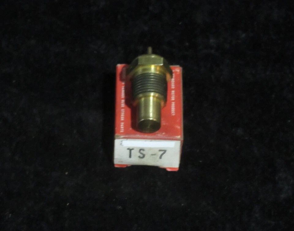 NOS 1968 Chevy Corvette Chevelle Camaro Impala Standard Temperature Sending Unit Foto 2 de 4