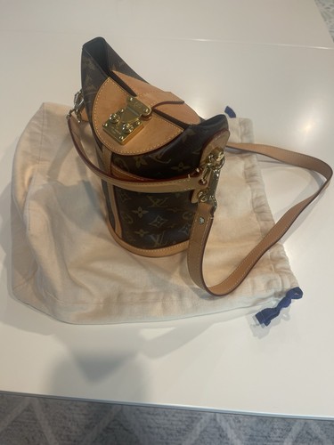 Louis Vuitton Monograms