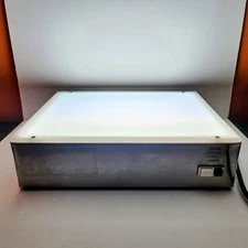 Porta-Trace Light Box (Model 1012) Tracing Board 5000K Color Correct Lamps 