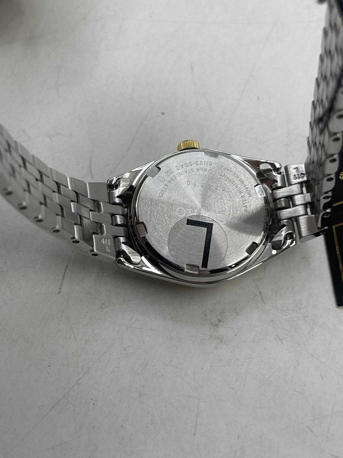 Seiko Women's Essentials Watch White/Gold&Silvertone Stainless Steel SUR438 thumbnail 3