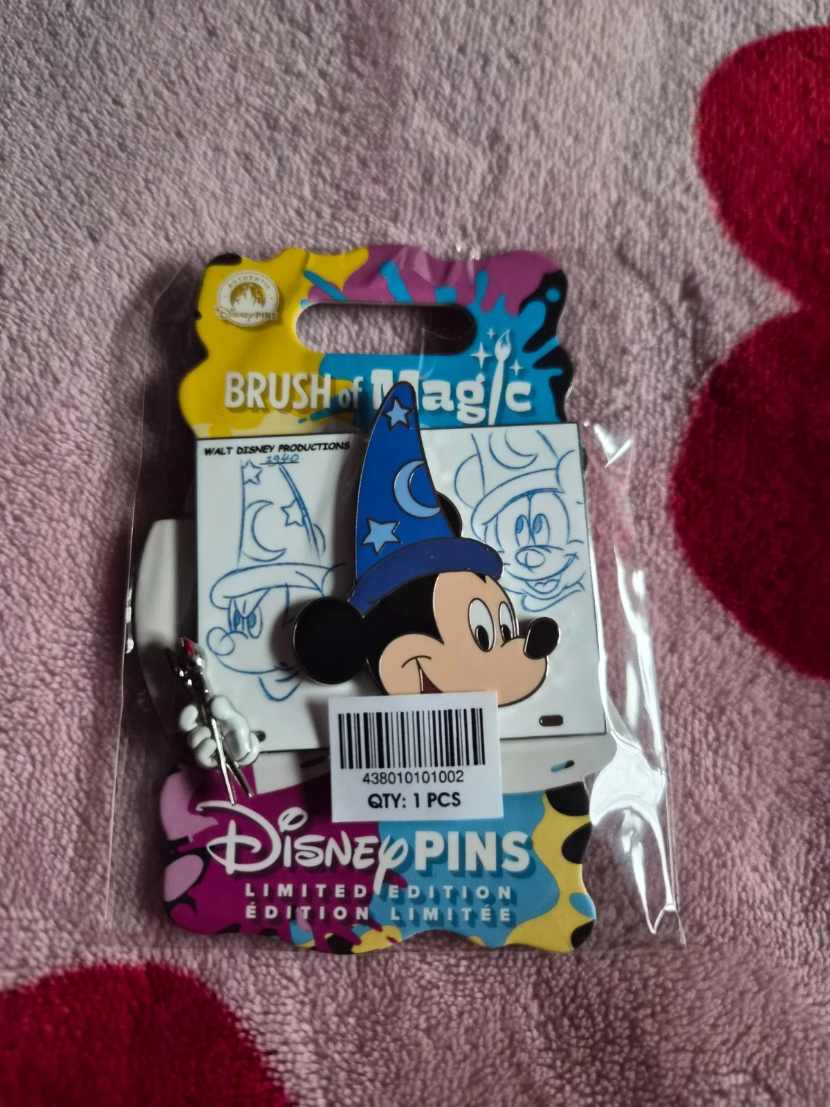 Brand New Disney Fantasia Sorcerer Mickey Mouse Brush of Magic Pin LE 2,250
