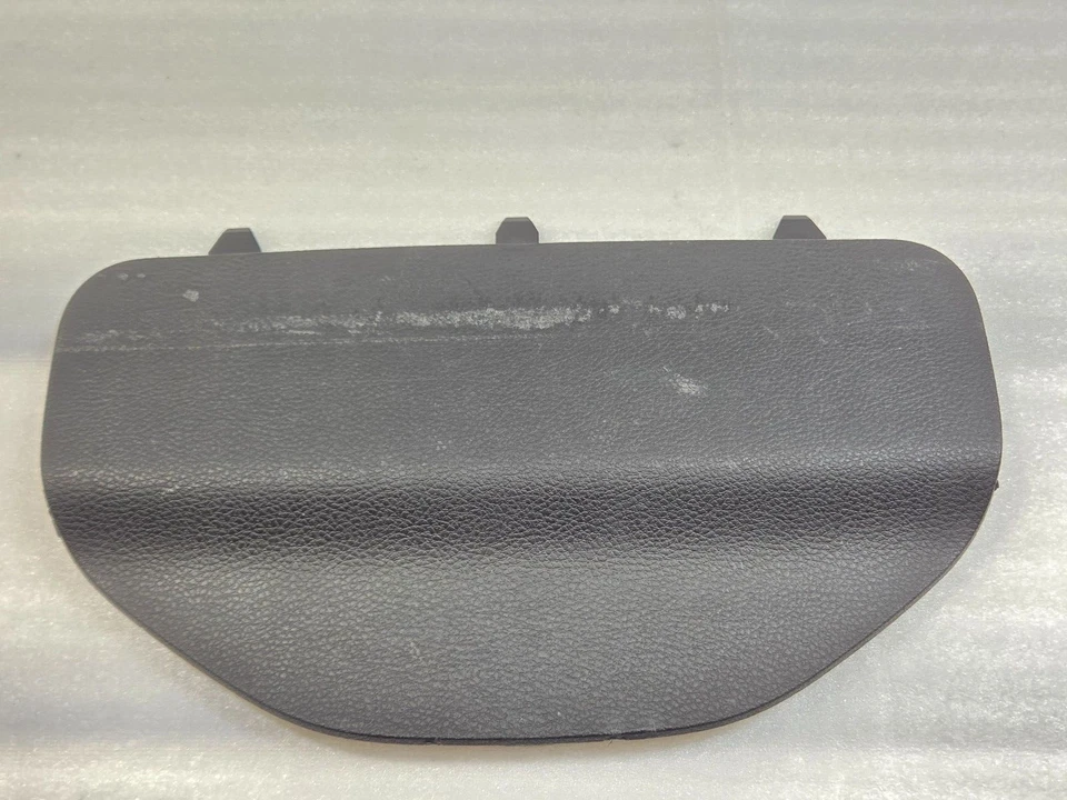 11-18 Dodge Durango CHRYSLER OEM Liftgate Tailgate Hatch-Access Cover 1VV31DX9AA - Imagem 3 de 4