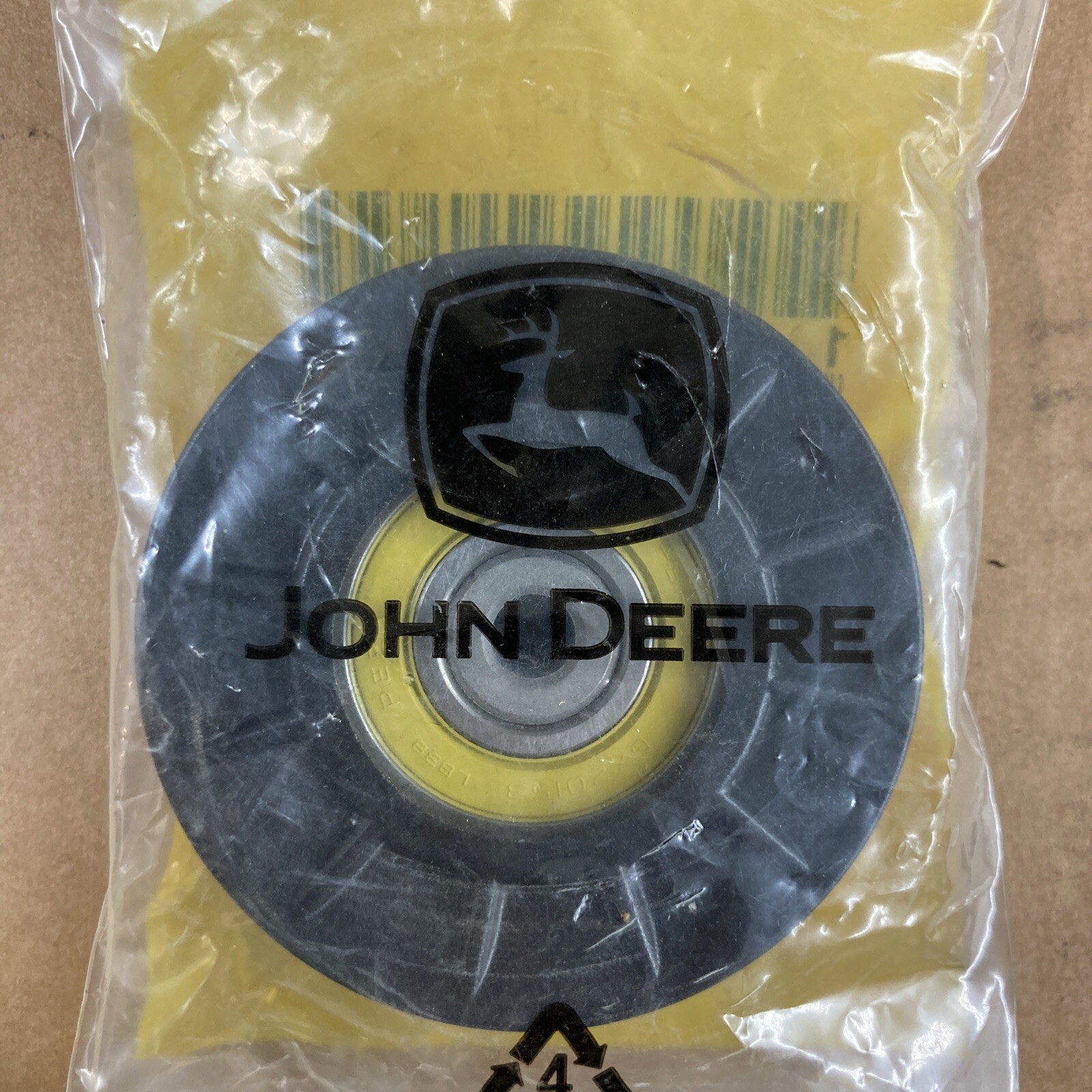 JOHN DEERE Genuine OEM Vee Idler Pulley AM121967 LT 133 150 155 160 180