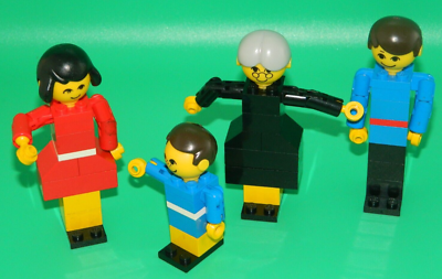 Vintage Lego 200 C Family Set 1974 Complete Box Instructions 