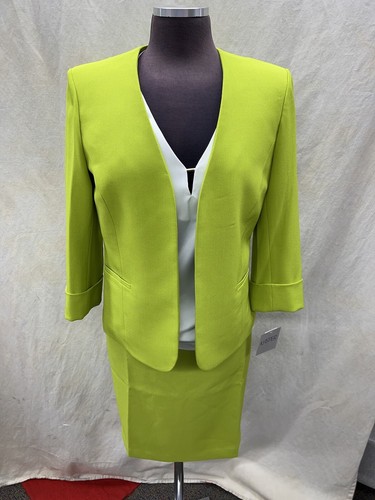 TRAJE FALDA KASPER/NUEVO CON ETIQUETA/AL POR MENOR $280/FORRADO/TALLA 10/VERDE/TOP NO INCLUIDO