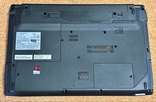 Fujitsu LIFEBOOK AH56/M Intel Core Core i7 470MQ 2.20GHz HDD 1TB RAM 8GB - Picture 3 of 14