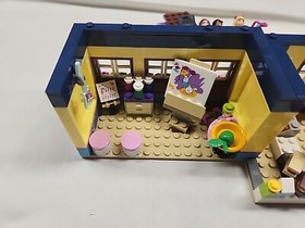LEGO FRIENDS: Heartlake High (41005)