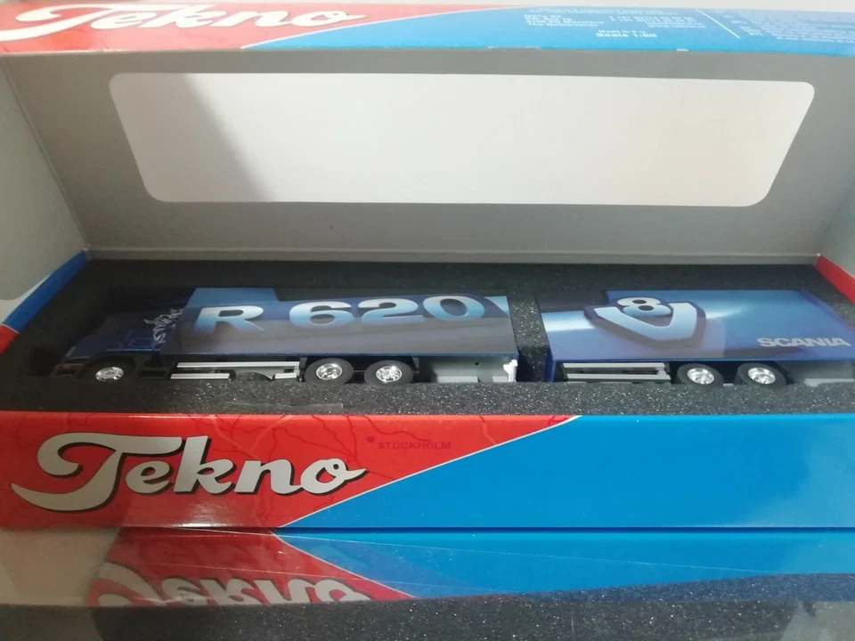TEKNO HOLLAND SCANIA R620 V8 HIGHLINE TRUCK TRAILER IN BLUE 1:50 - Photo 3/4