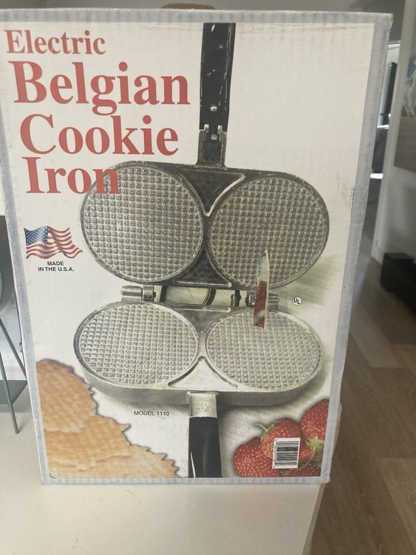 C Palmer Vintage Electric Belgian Cookie Pizzelle Iron Model 1110 800W
