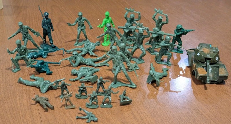 Vintage 1950'-60's Toy Army Men, Mini Set Also