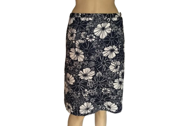 TAILLEUR JUPE VINTAGE A FLEURS DES ANNÉES 1970’S - Photo 4/4