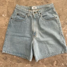 Vintage 2000s Sostanza High Rise Denim Shorts Size 9/10 Fits 28 5” Inseam