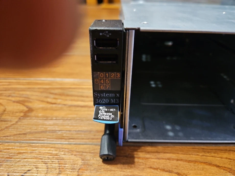 IBM System X3620 M3 Server Dual Quad Core 2.267 Xeon E5507 48 GB 8 Bay No Trays - Image 2 of 4