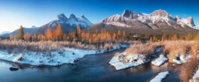 Wandbild: Der erste Schnee ist fast das perfekte Spiegelbild der drei [...]
