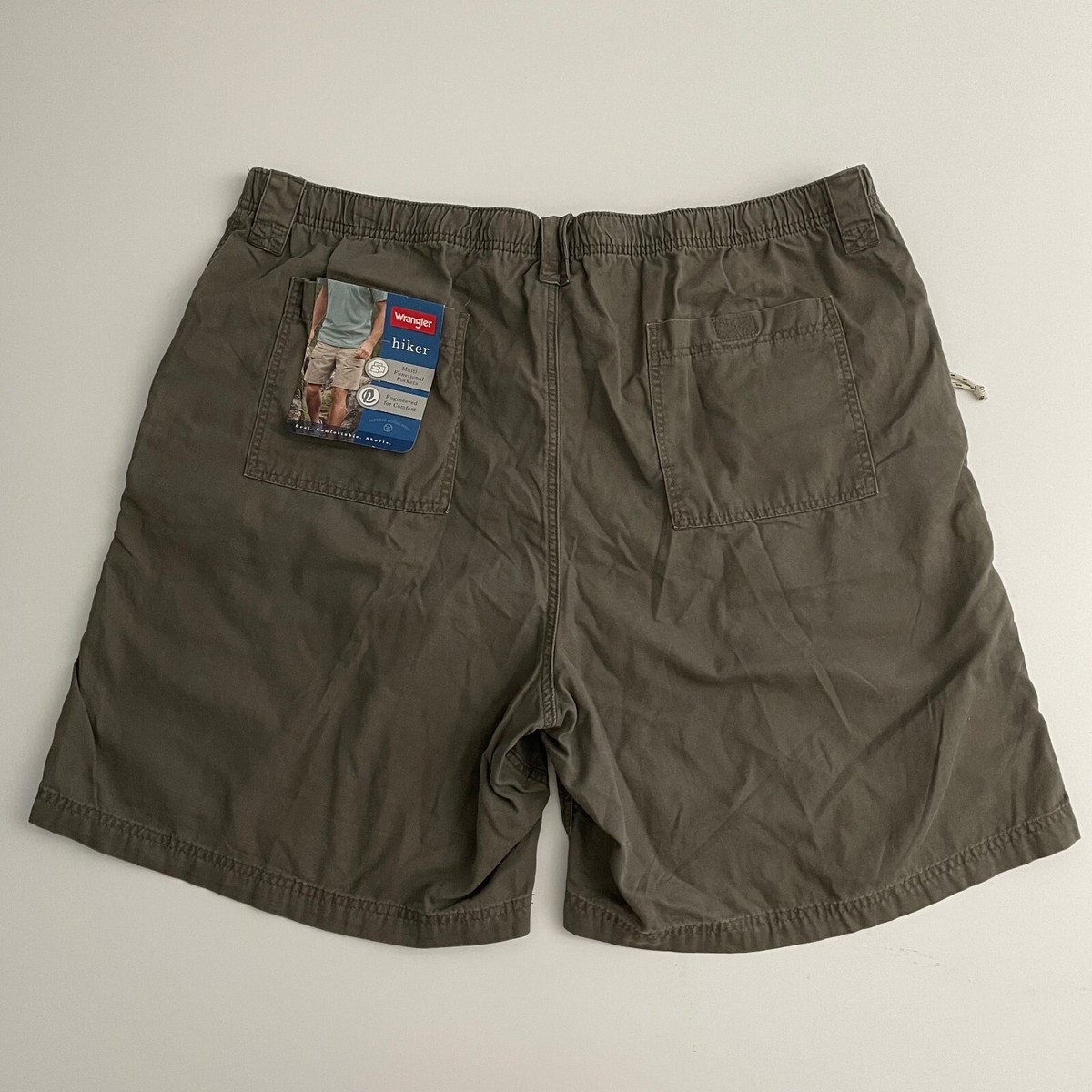 NWT Wrangler Mens Size 46 Brown Canvas Flat Front Outdoor Hiking