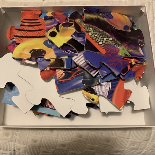 Pre-Owned Melissa & Doug Underwater Floor Puzzle 24 Pieces 2’ x 3’ Education Sea - Picture 2 of 4