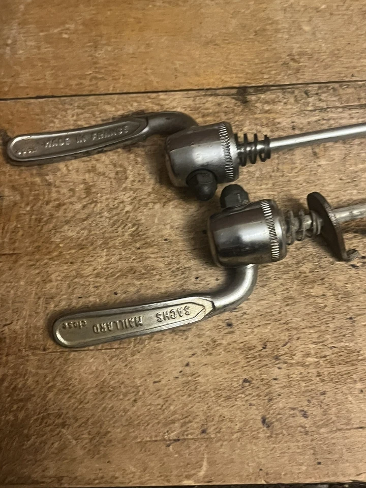 Винтажные передние/задние ступицы Maillard с интервалом 100/126 мм 36 H 70-е 80-е France Road - Изображение 2 из 4