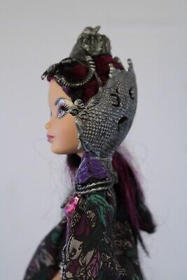  Mattel Ever After High Legacy Day Raven Queen Fashion Doll :  Toys & Games