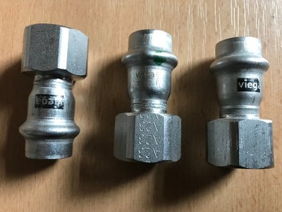 Viega Sanpress Inox Pressfitting  Übergang 28mm X  1 '' IG  436650