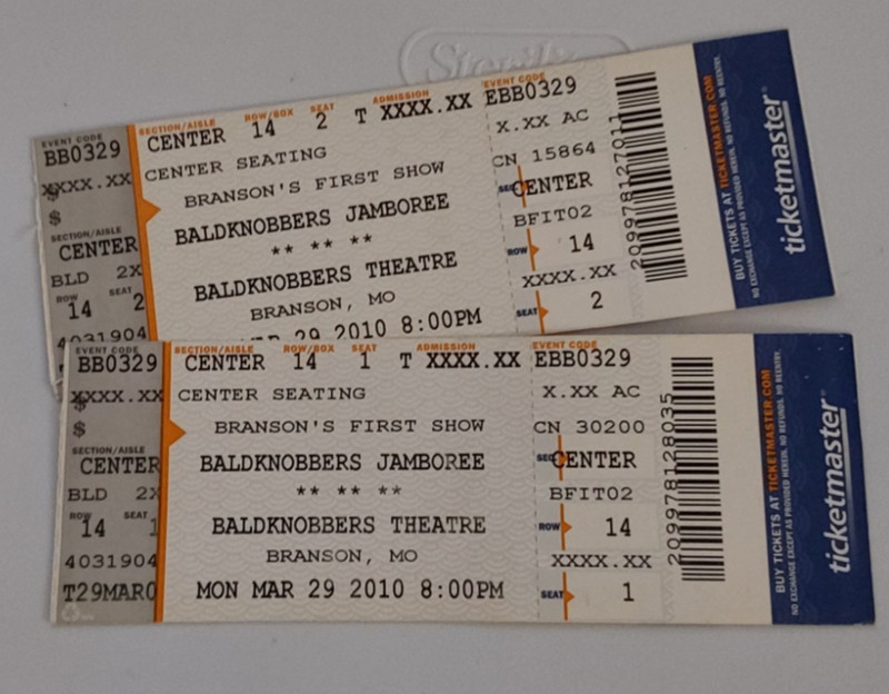 2 BALDKNOBBERS JAMBOREE SHOW  -  BRANSON MISSOURI