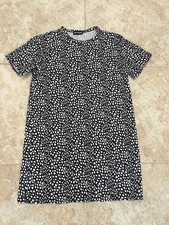 PrettyLittleThing Black & White Polka Dot T-Shirt Dress – Size 4 Casual Mini