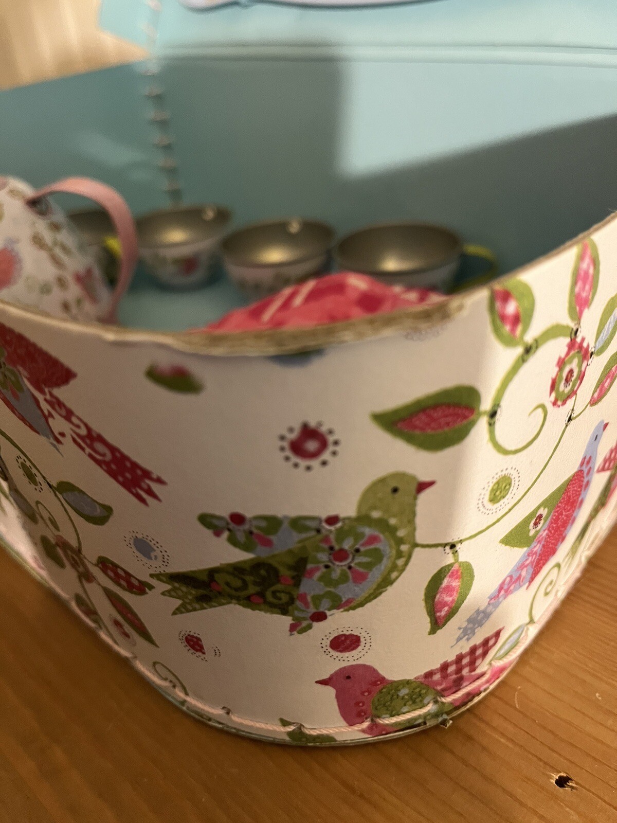 Hearthsong 15-Piece Bird Flowers Themed Tin Tea Set, Serves 4