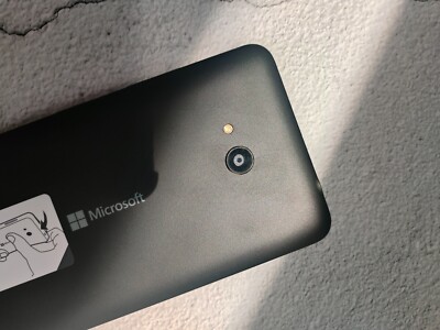 Microsoft Lumia 640 XL Débloqué - Neuf, Écran 5.7", 8 Go, Carcasse Offerte