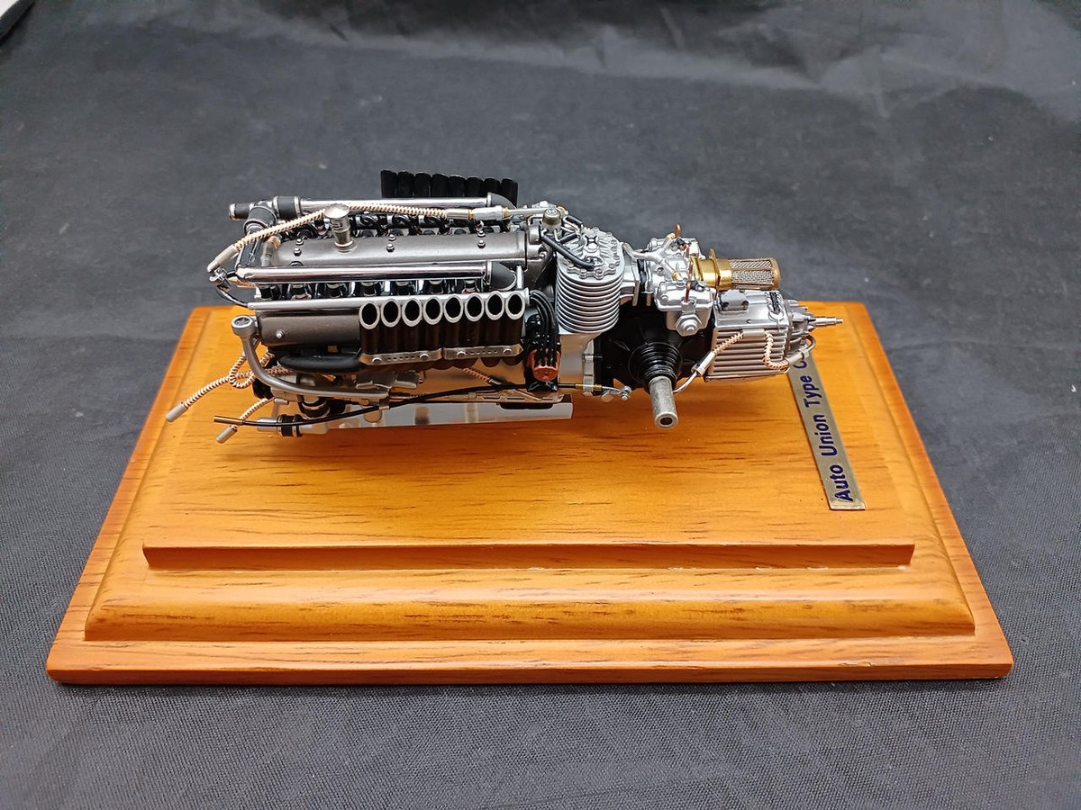 CMC 1/18 Auto Union Typ C 1936-1937 Motor Engine Model | eBay