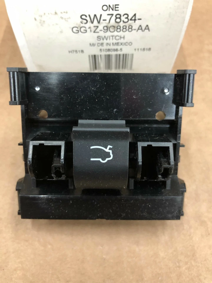 MOTORCRAFT SW7834 TRUNK RELEASE CONTROL SWITCH FOR 15-17 FORD POLICE INTERCEPTOR - Image 2 of 4