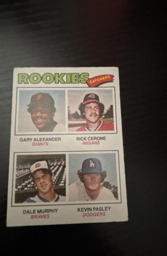 Rookie Catchers #476 1977 Topps card