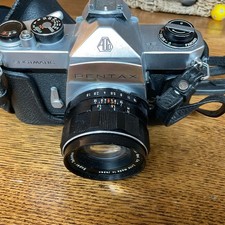 Pentax SP Takumar 55mm f1.8 Camera Works w Case  Cap Ave Cond